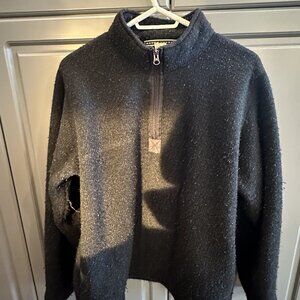 Rough-Dress Black Long Sleeve Sweatshirt / Sweater-Type Shirt